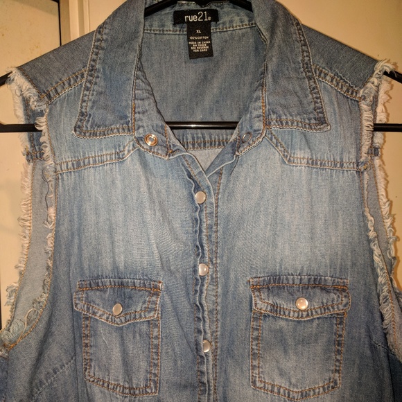 Rue21 Tops - Rue 21 denim top
